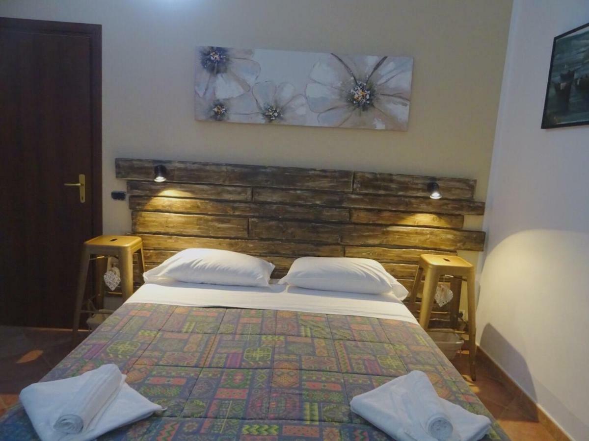 Clock'S House Hotel ฟิวมิชีโน ภายนอก รูปภาพ